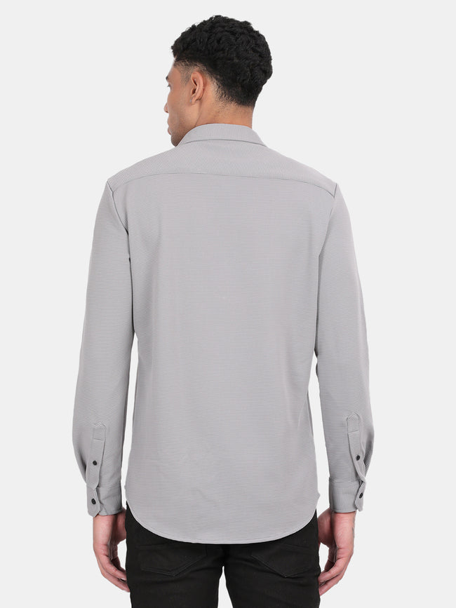 Men Silver Slim Fit Spread Collar Full Sleeve Casual Shirt