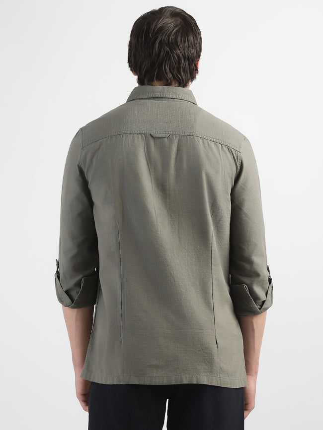 Men Olive shirt with two front pockets and roll up sleeves