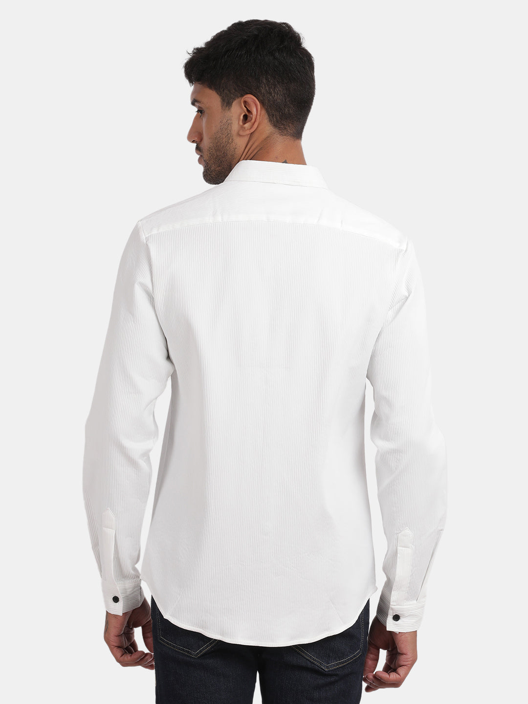 Men White Slim Fit Spread Collar Full Sleeve Casual Shirt