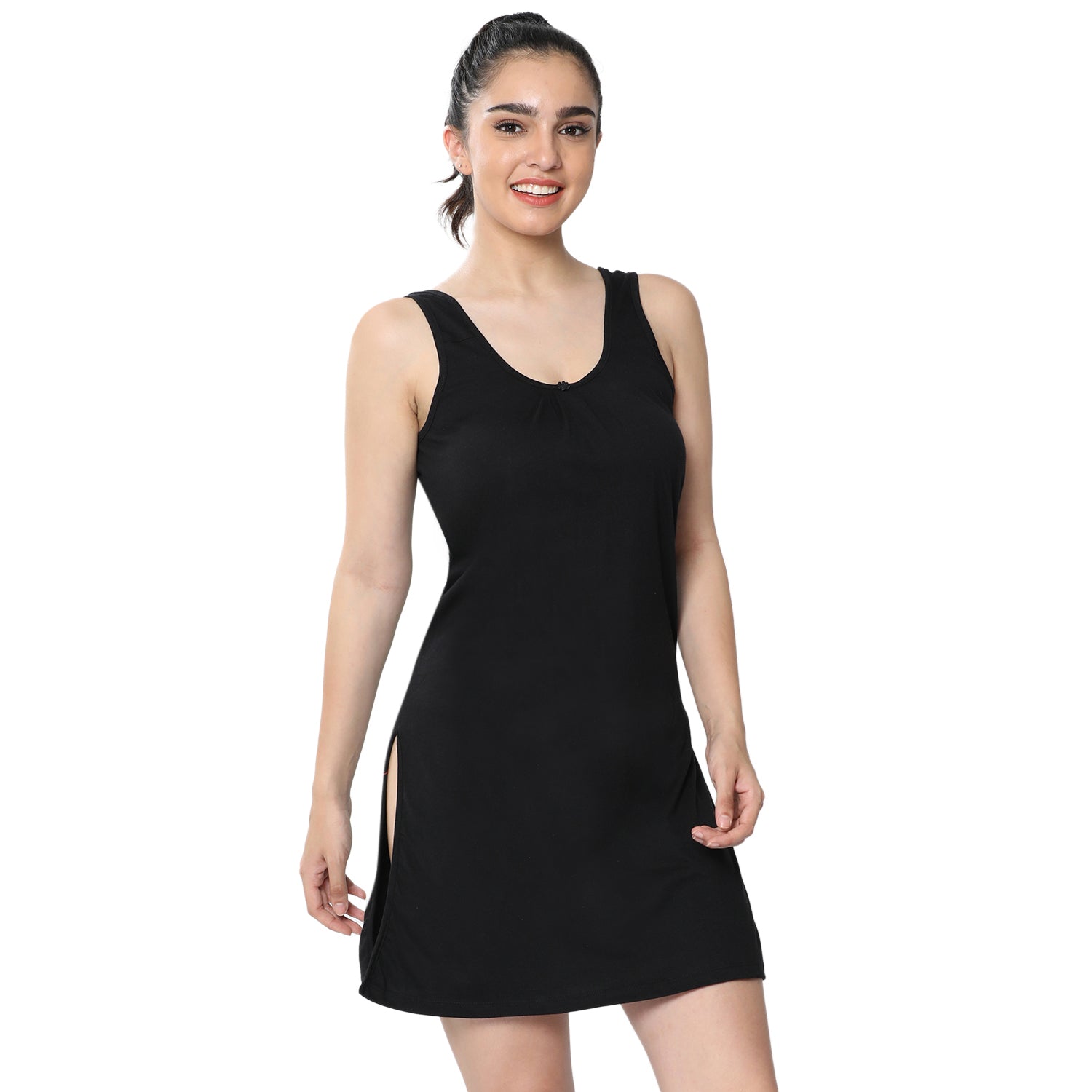 Relaxed Fit Scoop Neck Broad Shoulder Kurta Slip