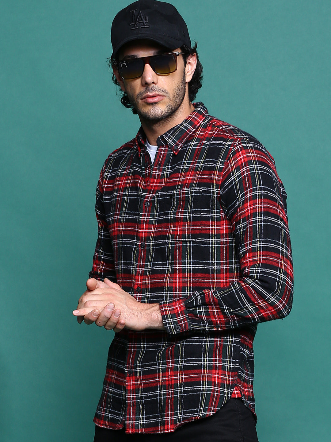 Men Anglo: 's Black & Red Checks Slim Fit Shirt | The Bear House