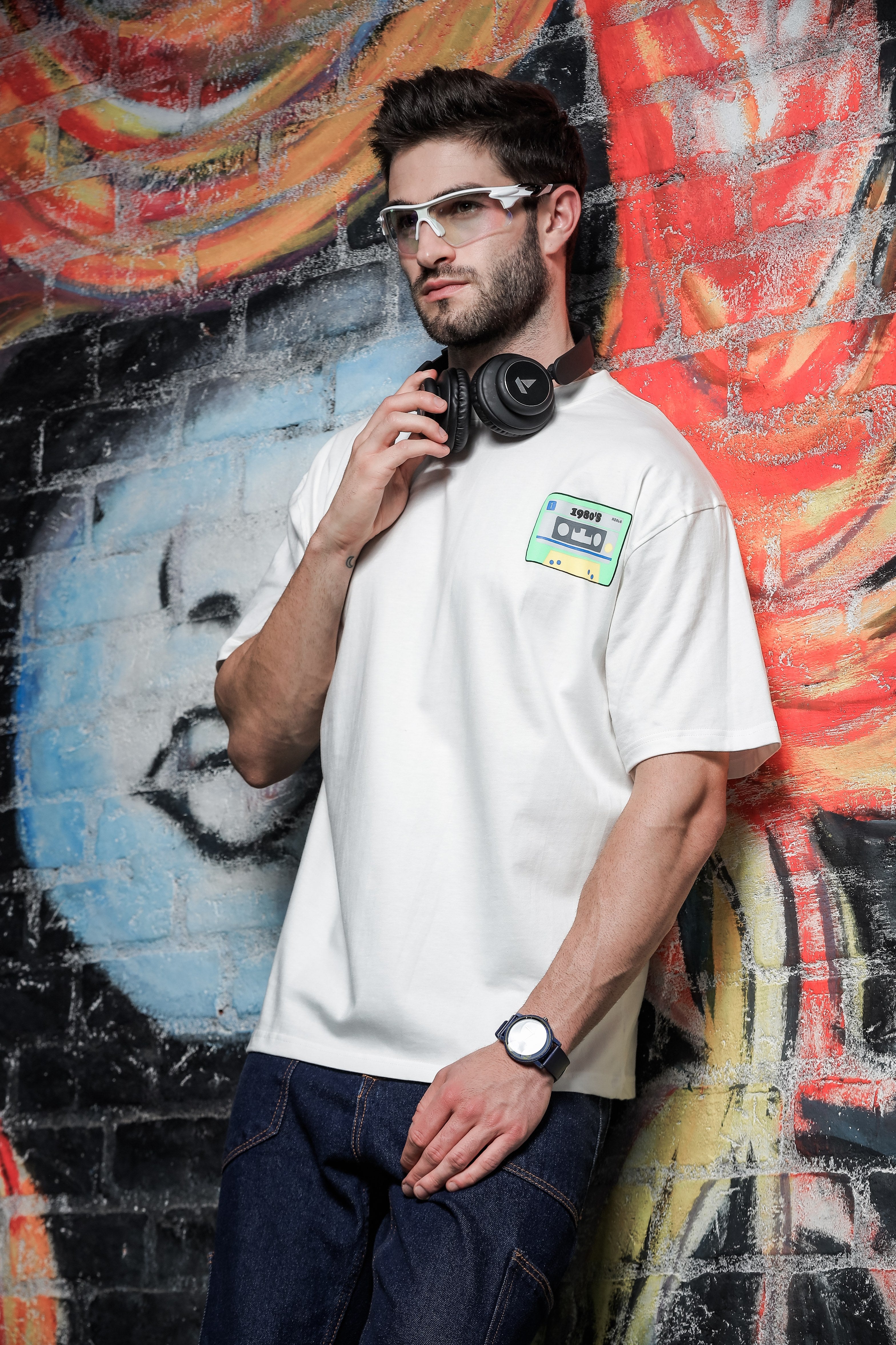 Unisex White Oversized Vintage T-shirt