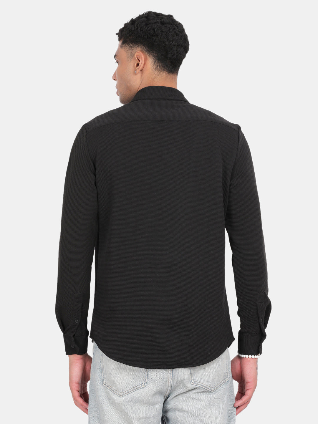 Men Black Slim Fit Spread Collar Full Sleeve Casual Shirt