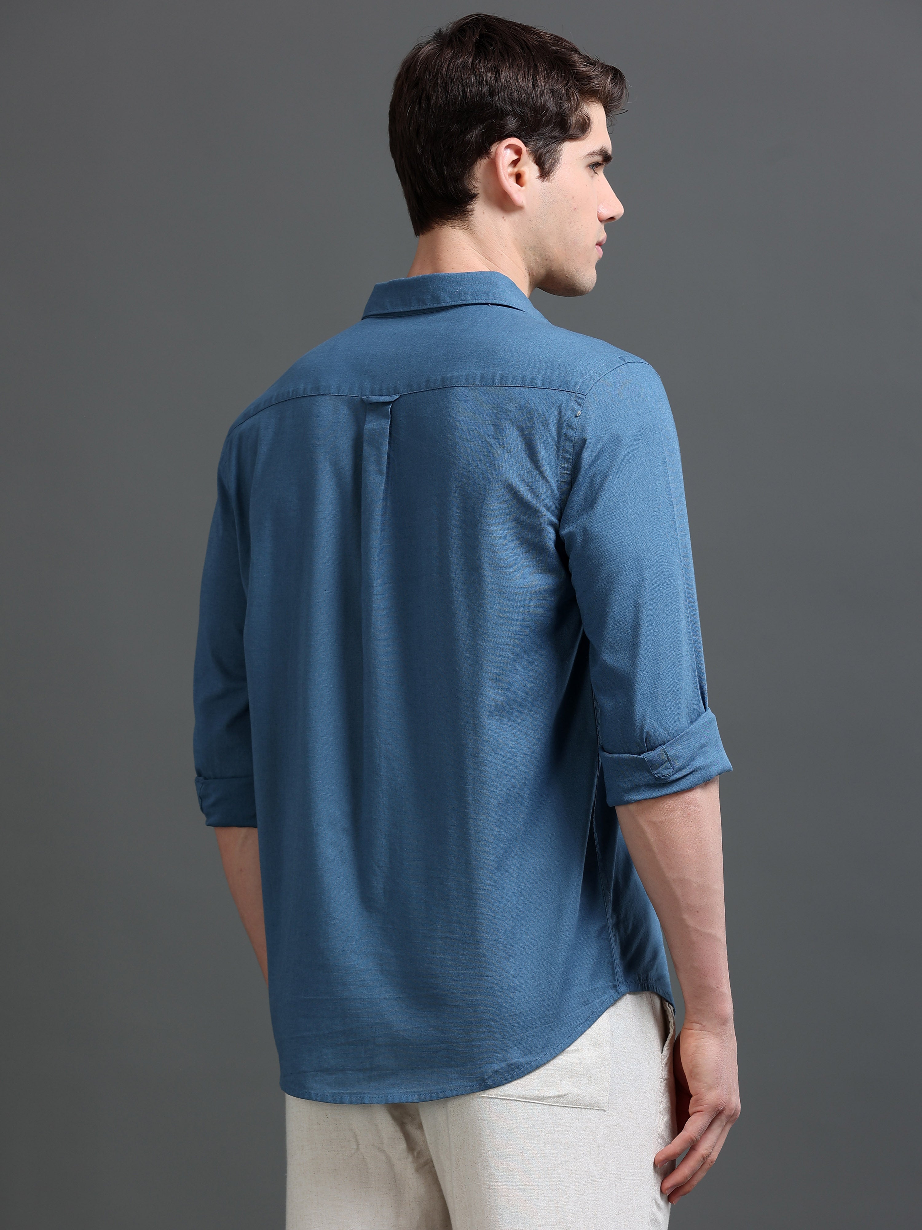 Men Blue Slub Solid Shirt