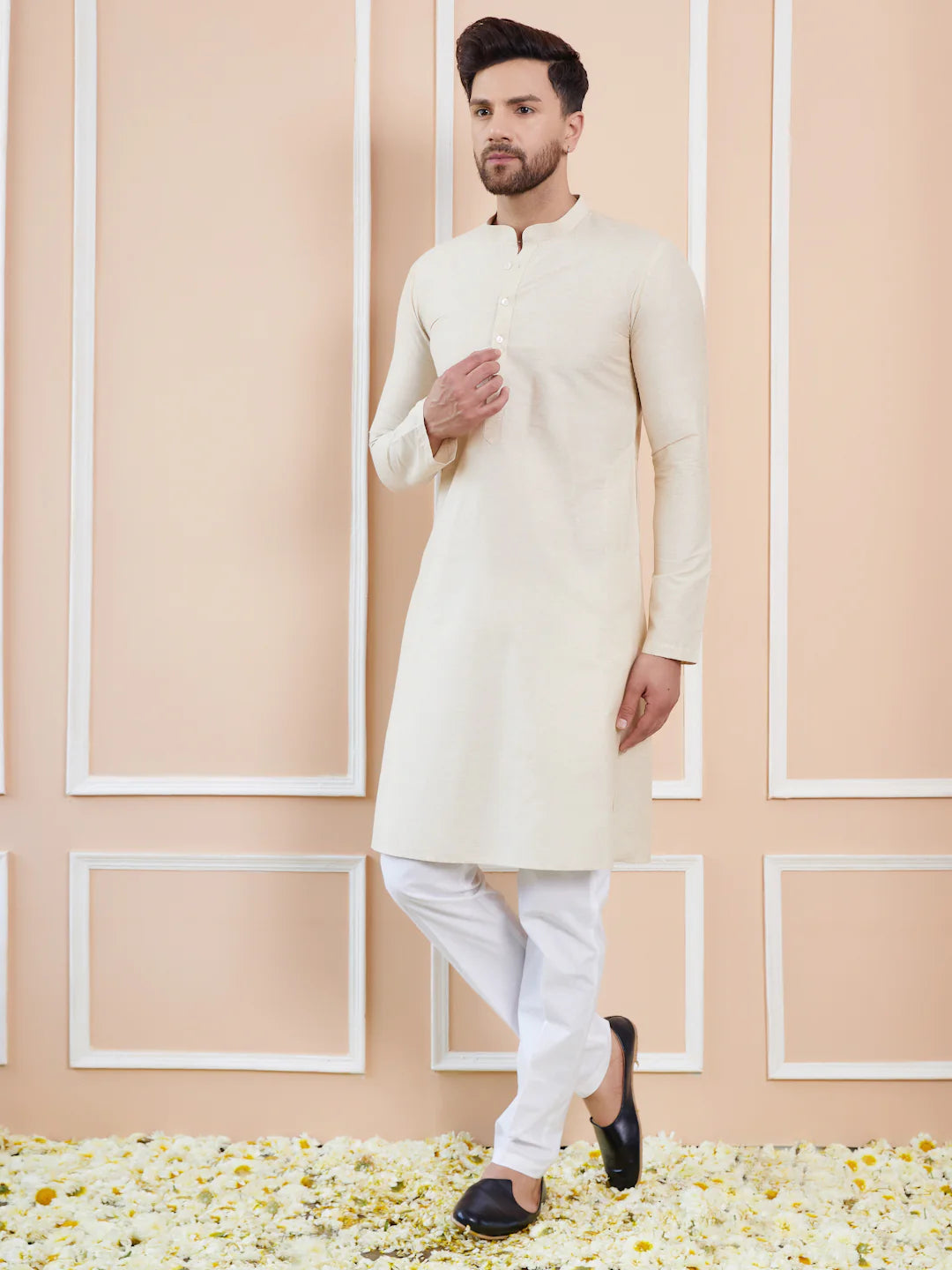 Men Cream Cotton Solid Straight Kurta