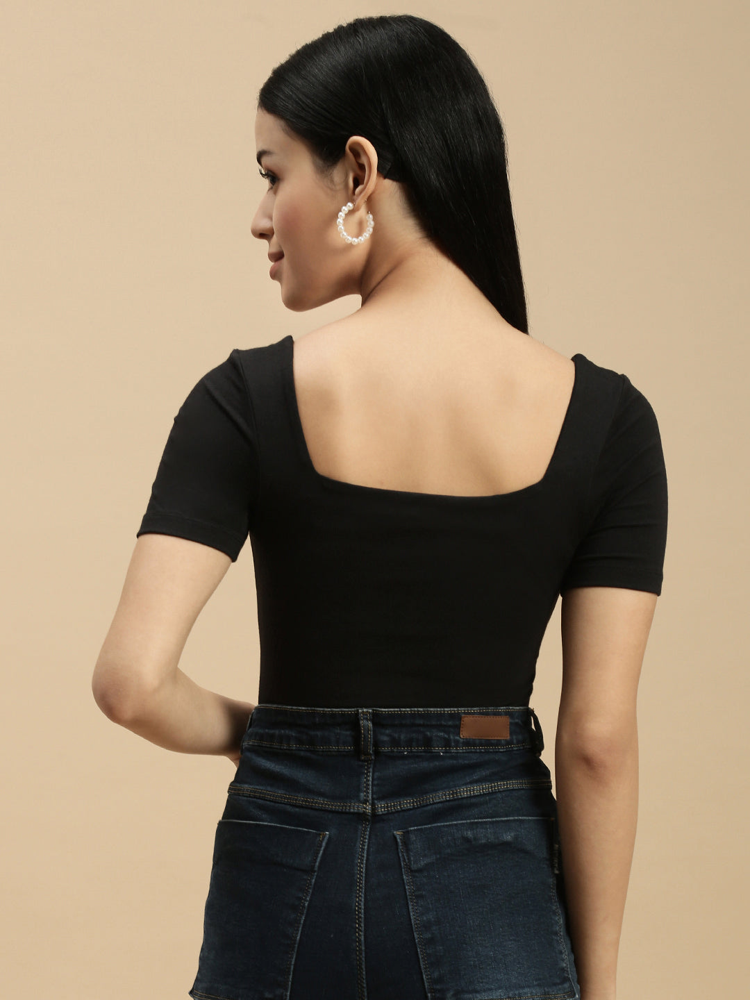 Women Black Half Sleeve Crop Top