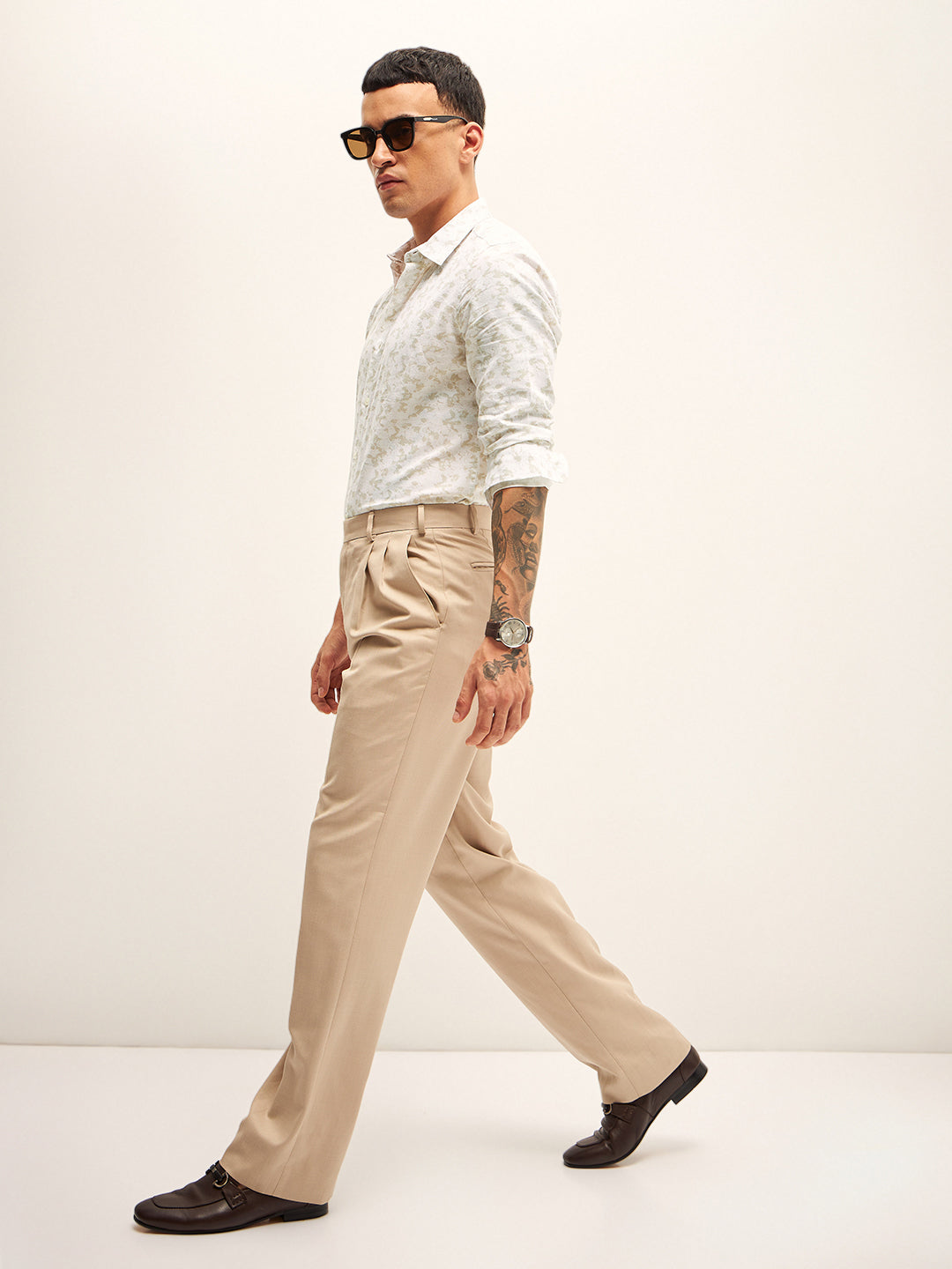 Men Beige Printed Slim Fit Casual Shirt