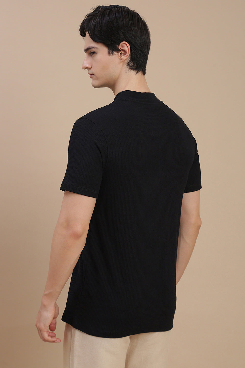Men Black Basic Crew Neck T-Shirt