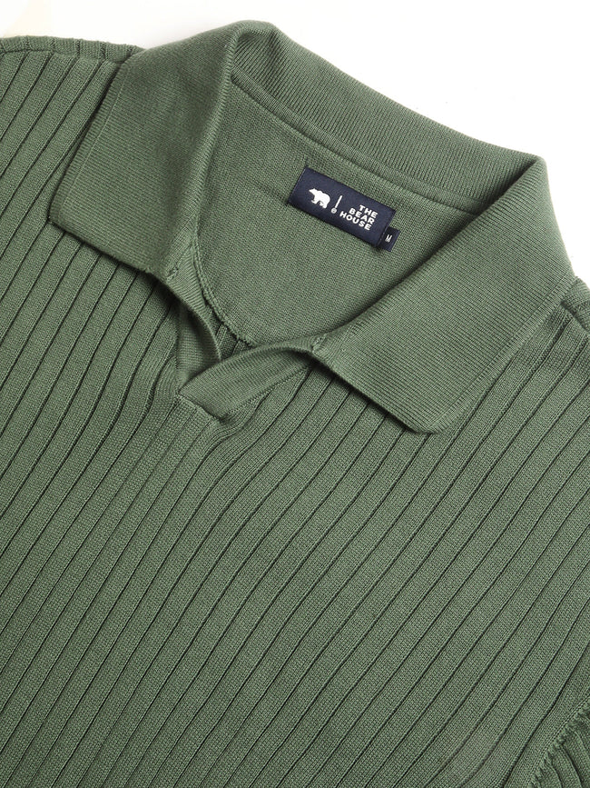 Men Green Knitted Regular Fit Polo Collar T-shirt