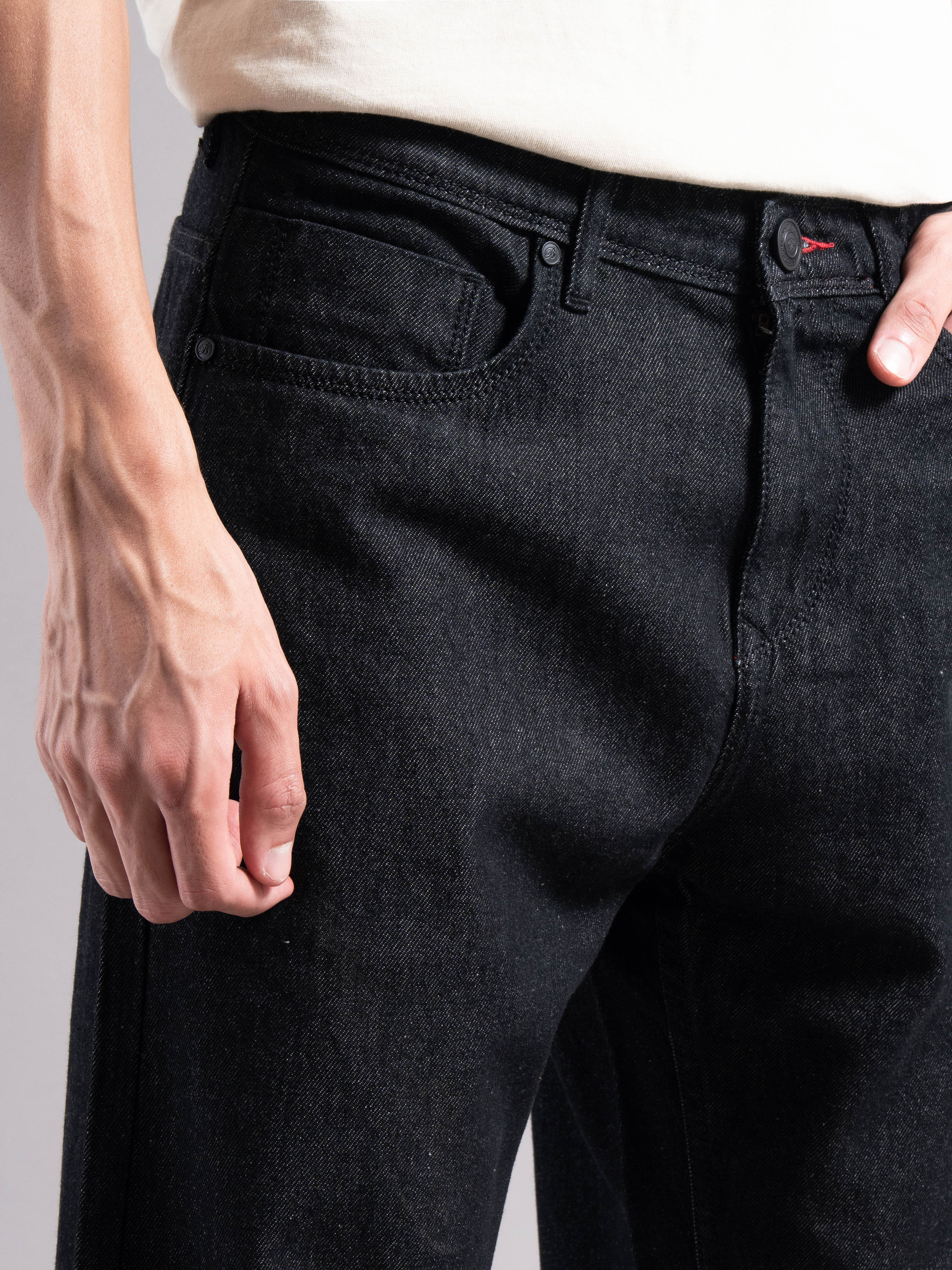 Men Black Regular Fit Jeans