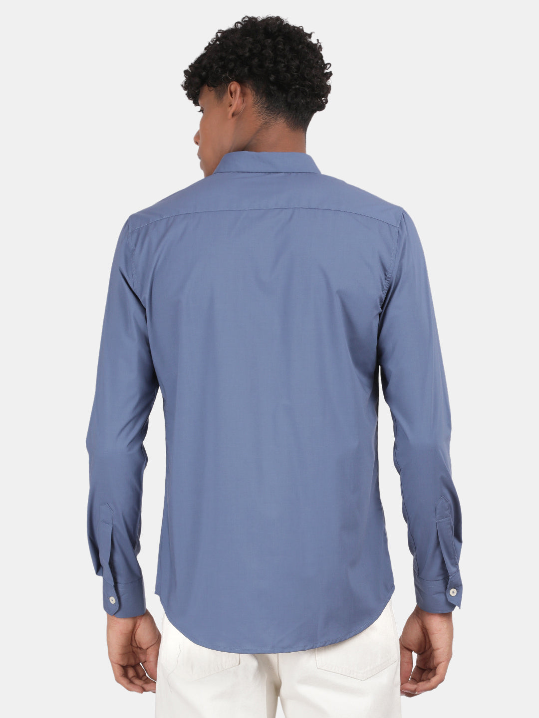 Men Blue Slim Fit Spread Collar Full Sleeve Casual Shirt