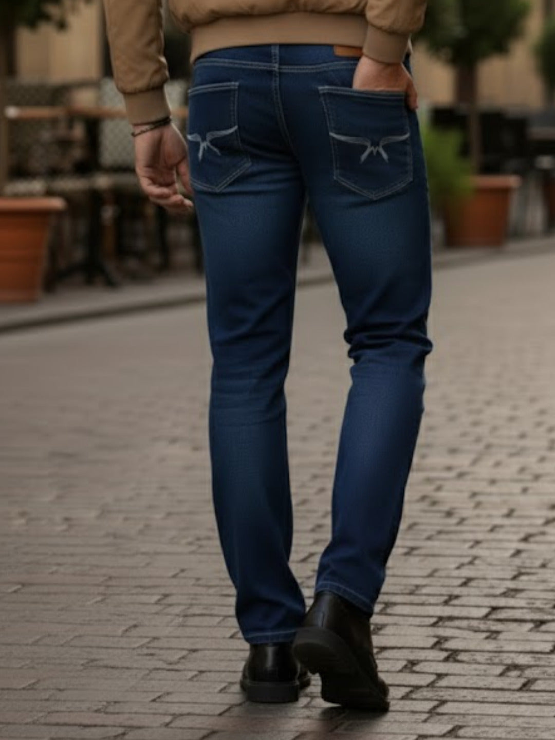 Men Navy Straight Fit Jeans