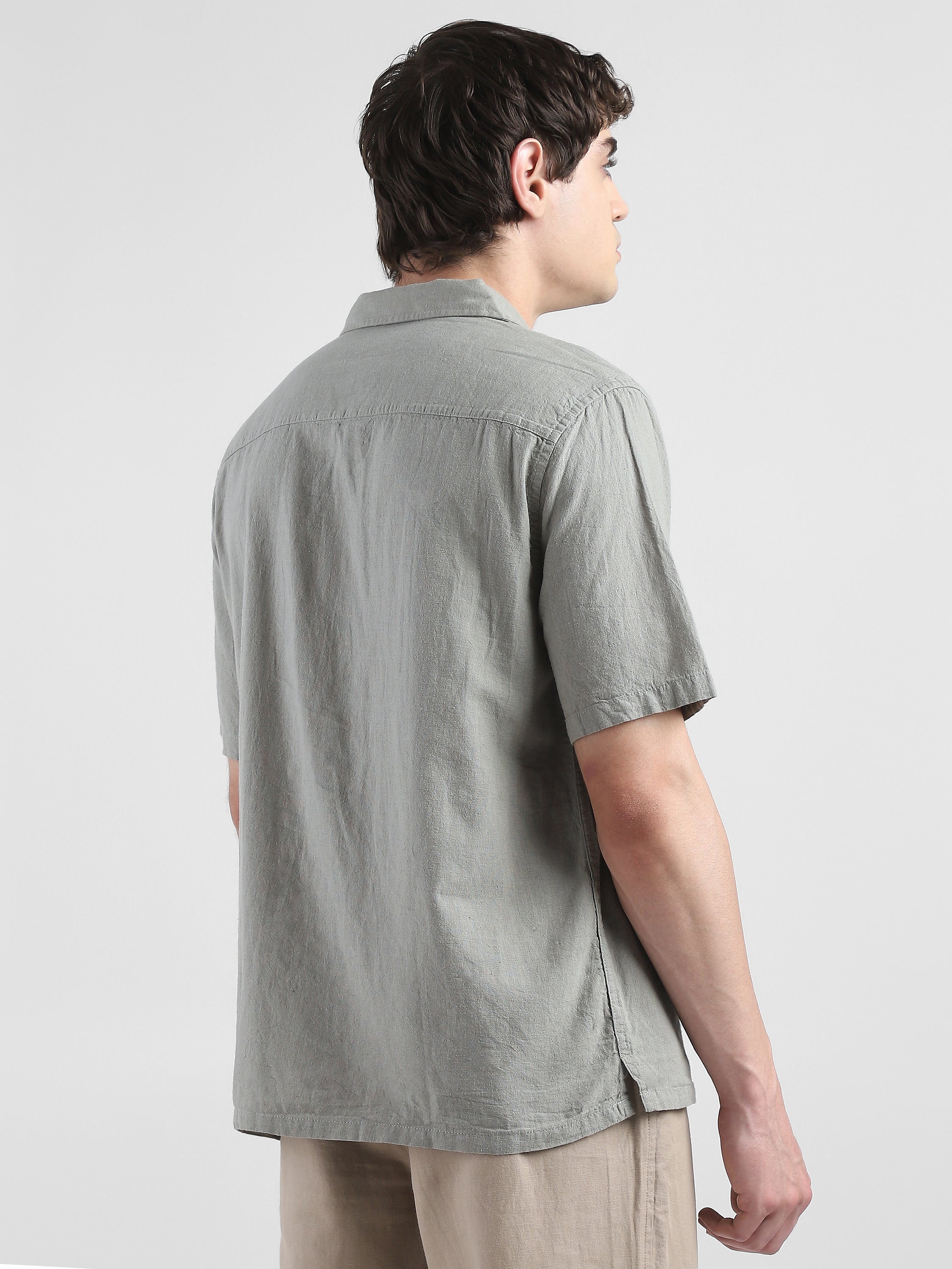 Men Olive Spread Collar Cotton Blend Shirt