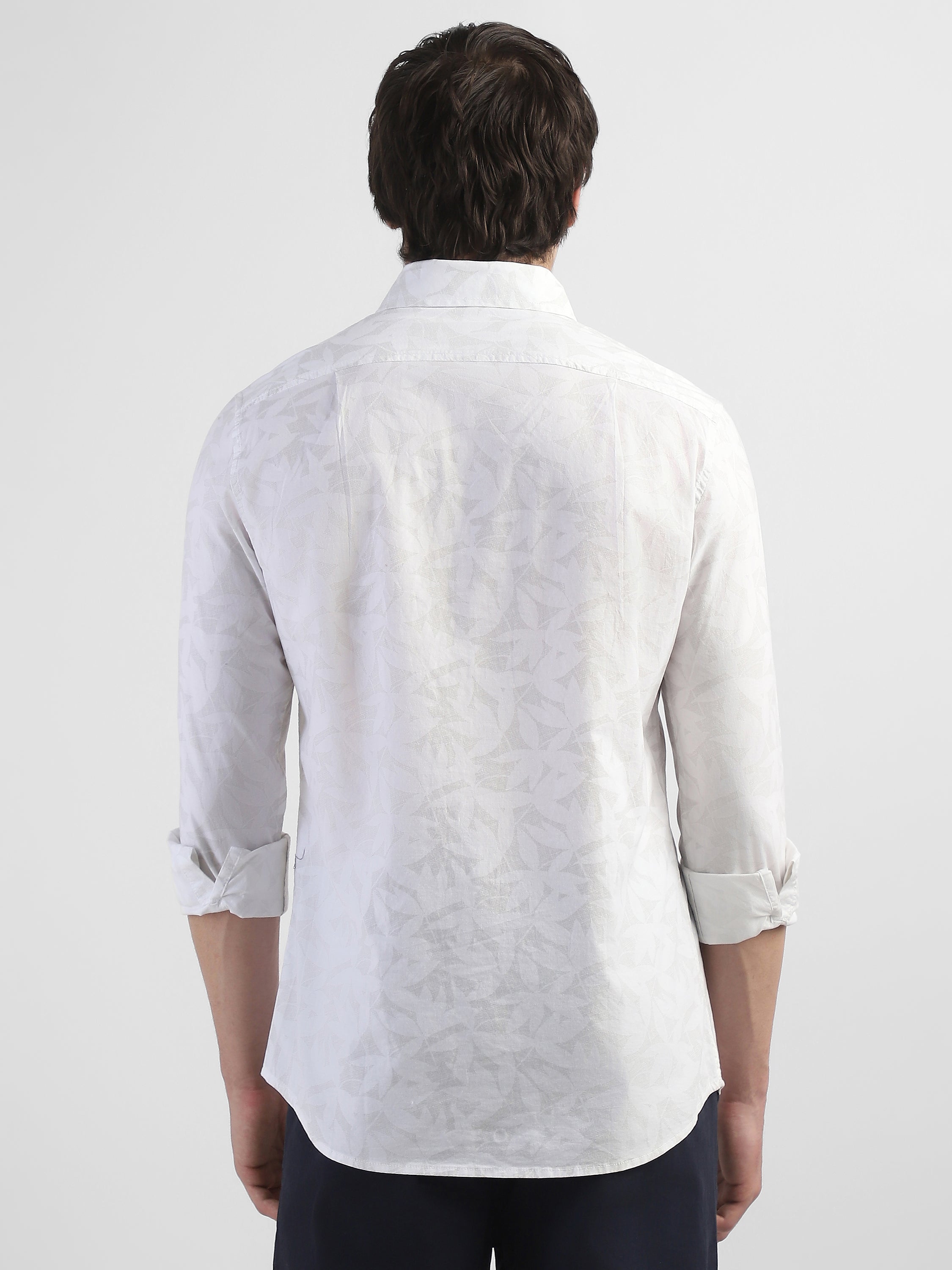 Men White Leaf Printed Regular Fit Shirt