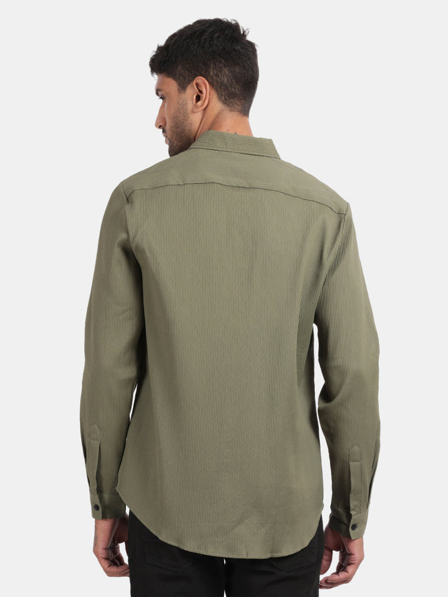 Men Olive Slim Fit Spread Collar Full Sleeve Casual Shirt