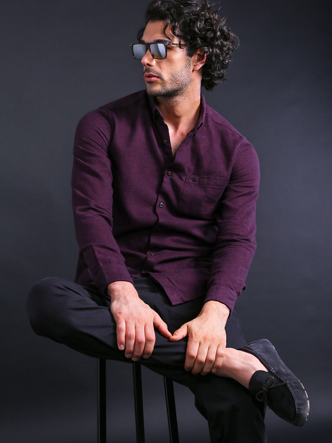 Men Maroon Slim Fit Solid Casual Shirt
