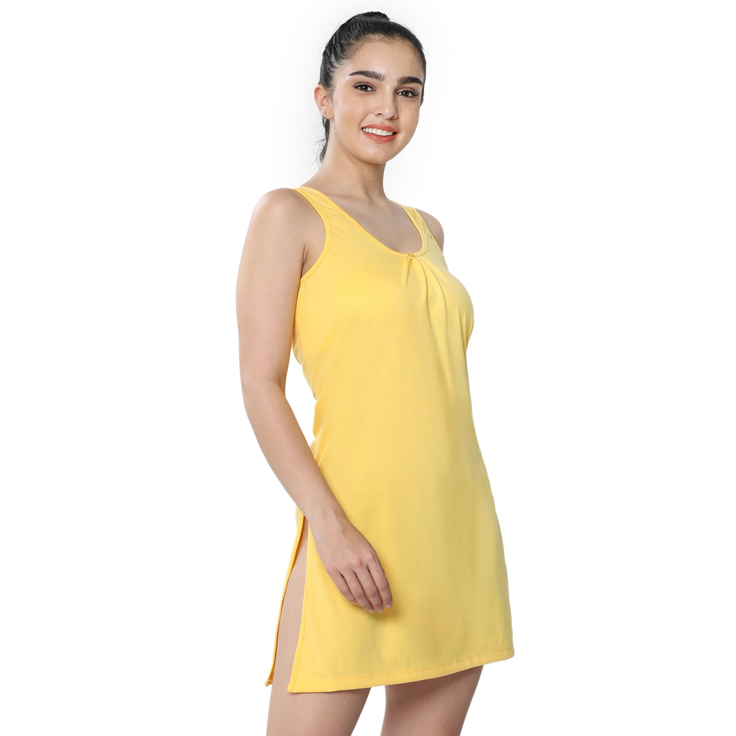 Relaxed Fit Scoop Neck Broad Shoulder Kurta Slip