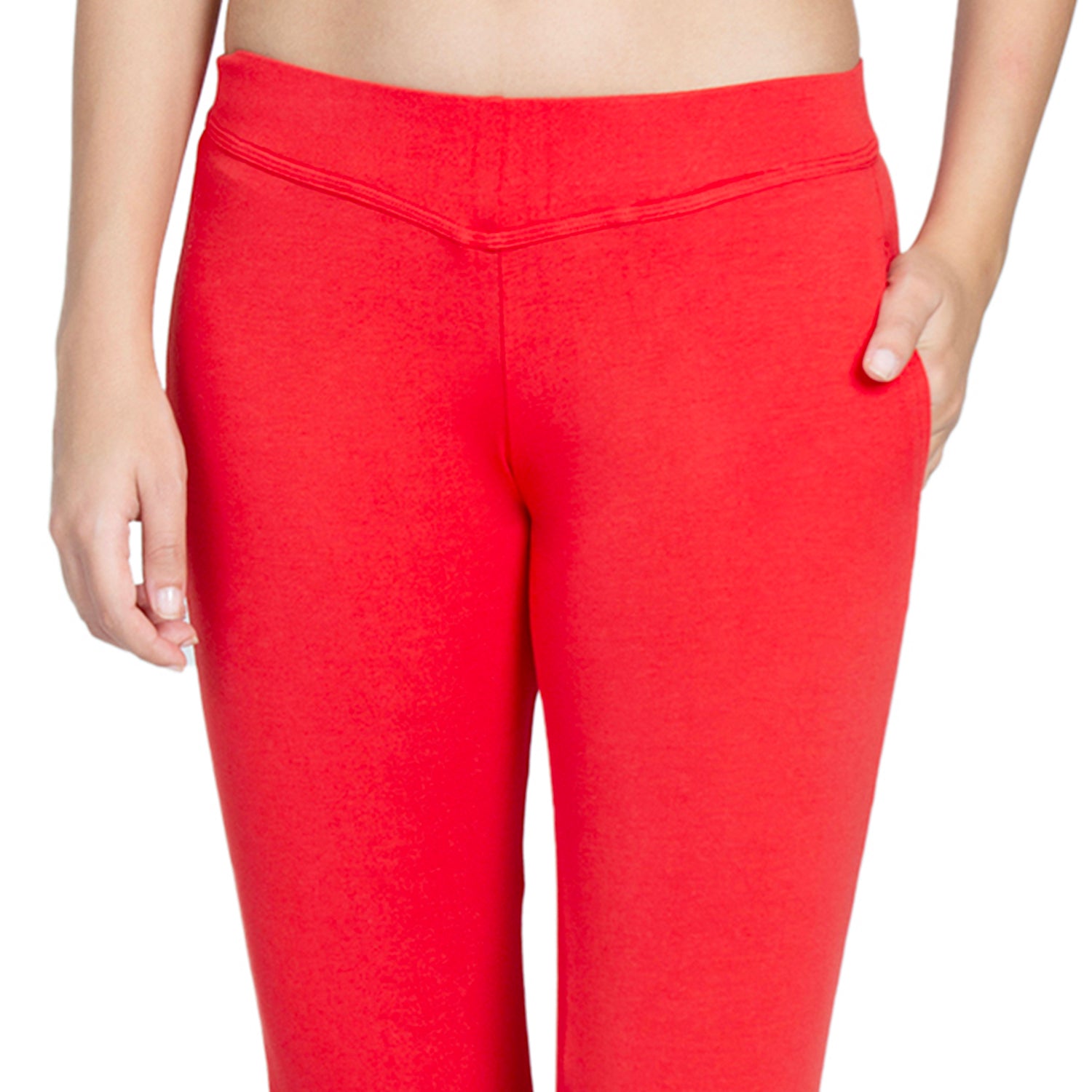 Women Red 3/4th Length Capri