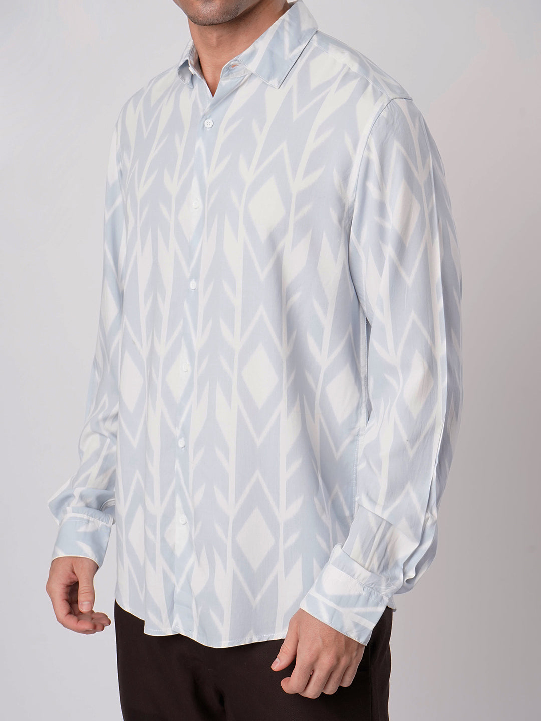 Men Blue and White Abstract printed Shirt