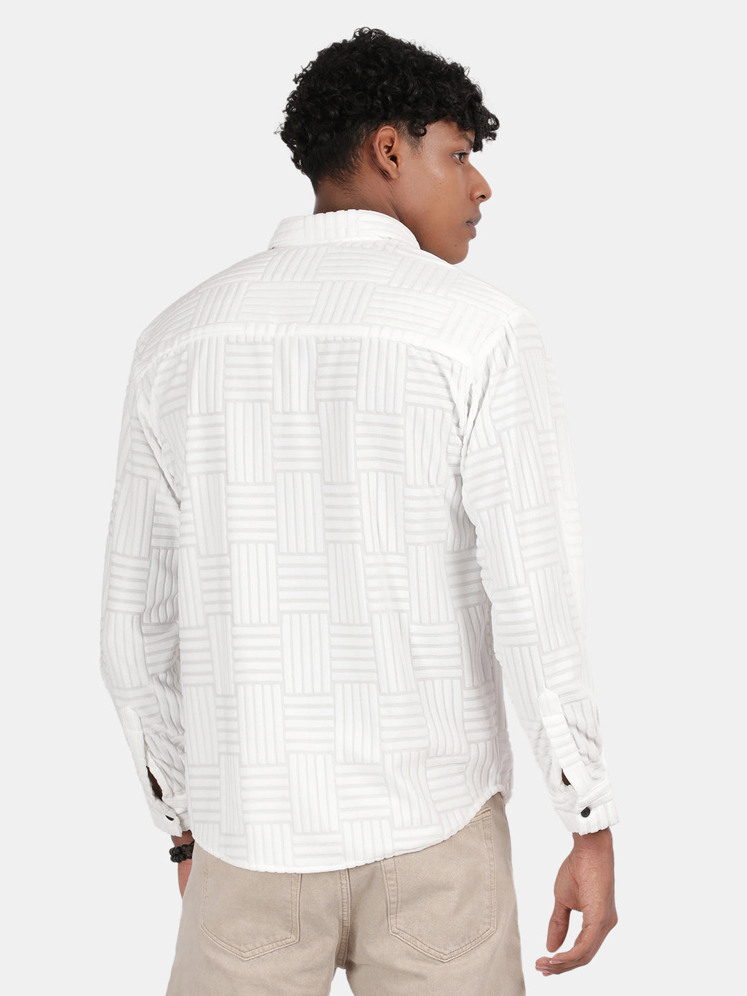 Men White Slim Fit Spread Collar Full Sleeve Casual Shirt