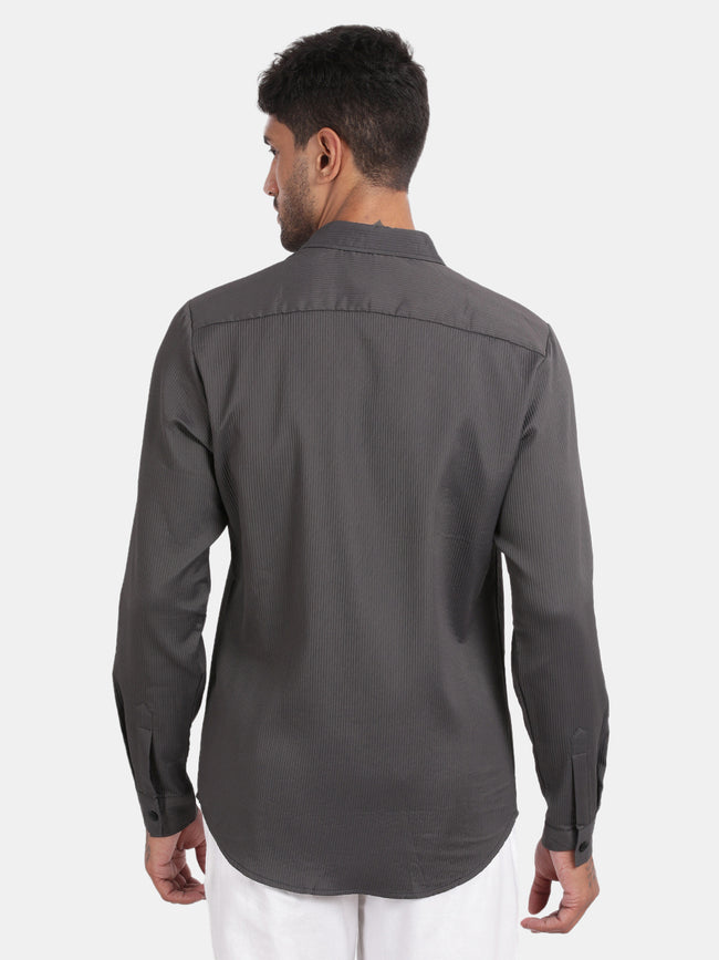 Men Grey Slim Fit Spread Collar Full Sleeve Casual Shirt