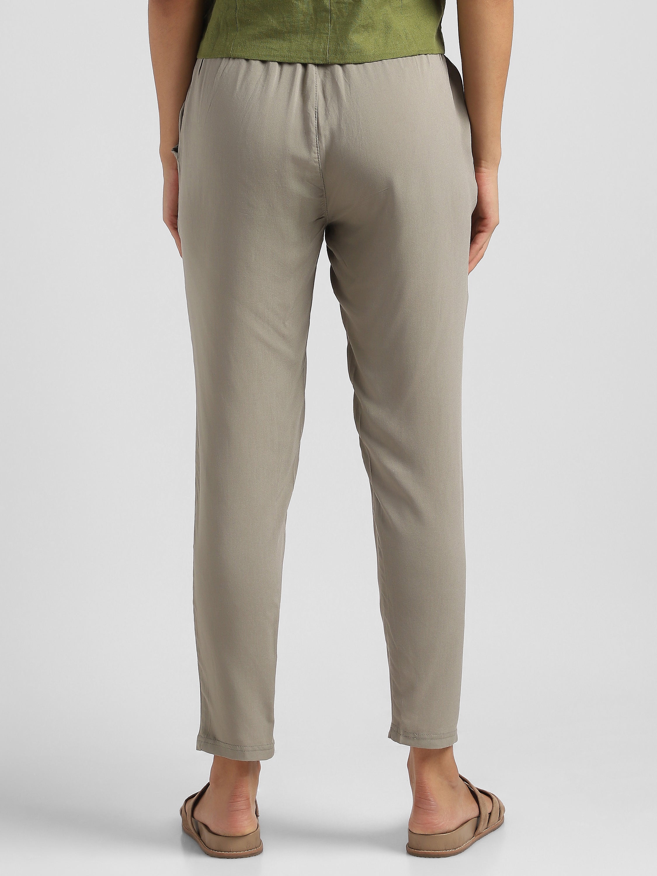 Women Olive Straight fit pants