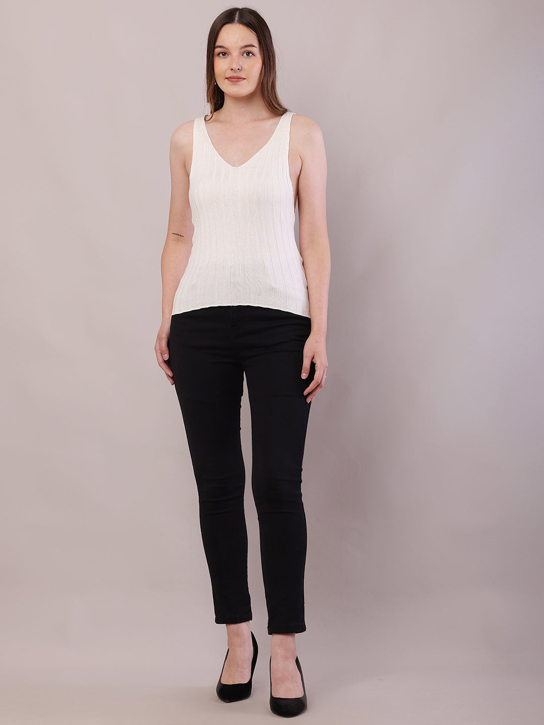 Women white viscose V-neck sleeveless crop top