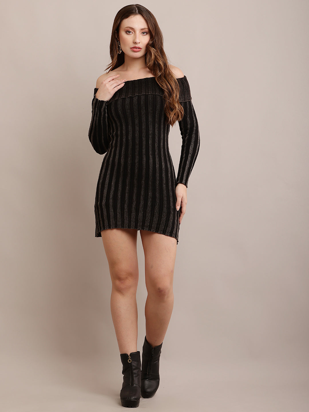 Women Black Off-shoulder Rib-Knit Mini Bodycon Dress