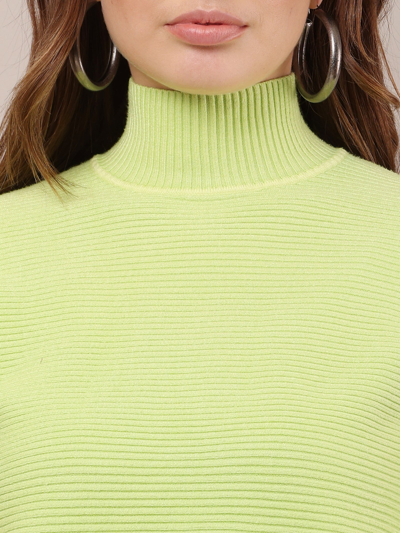 Women Acrylic Drop Shoulder Green sweater