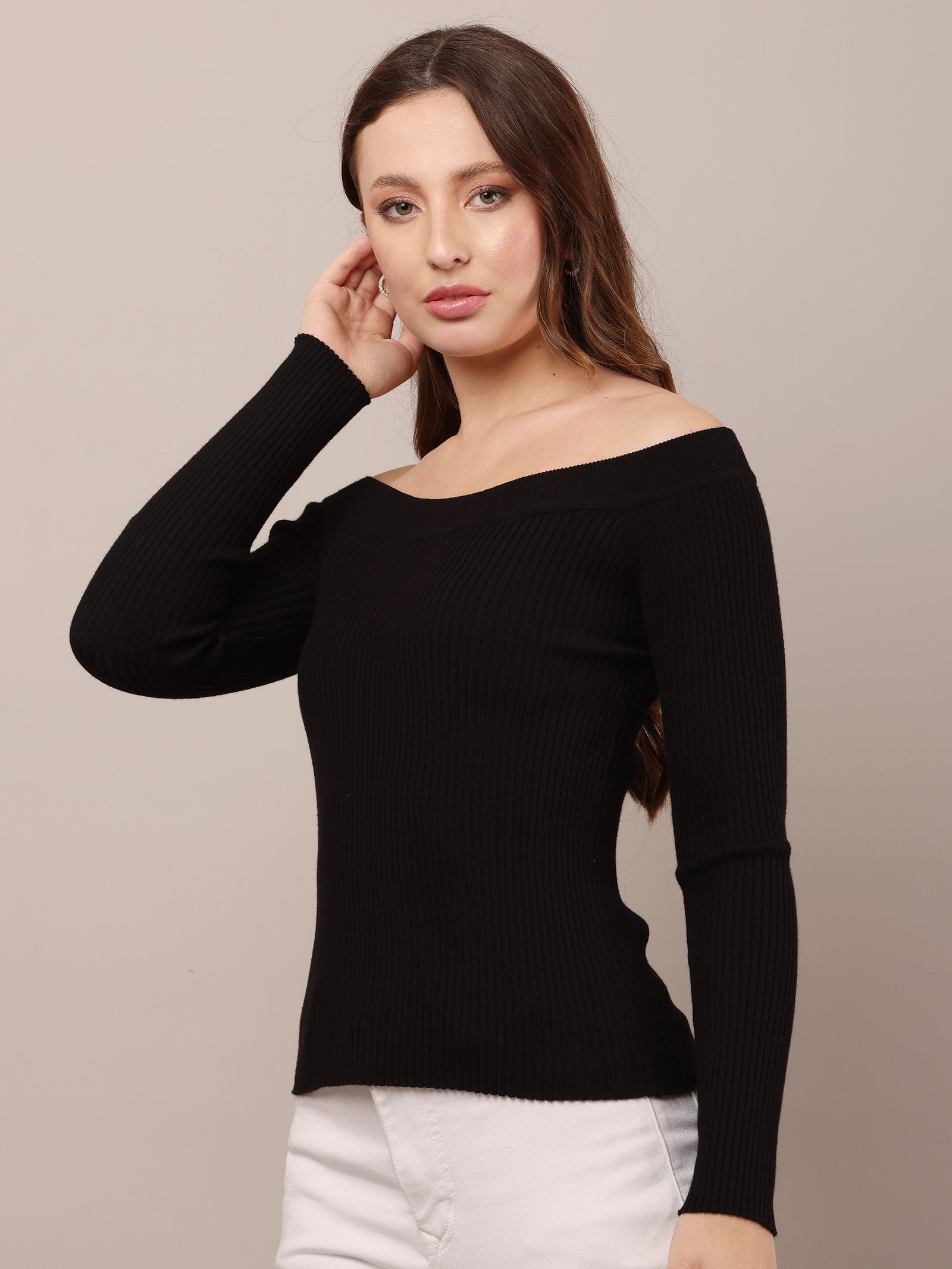 Women Viscose Knitted Off Shoulder Black Top