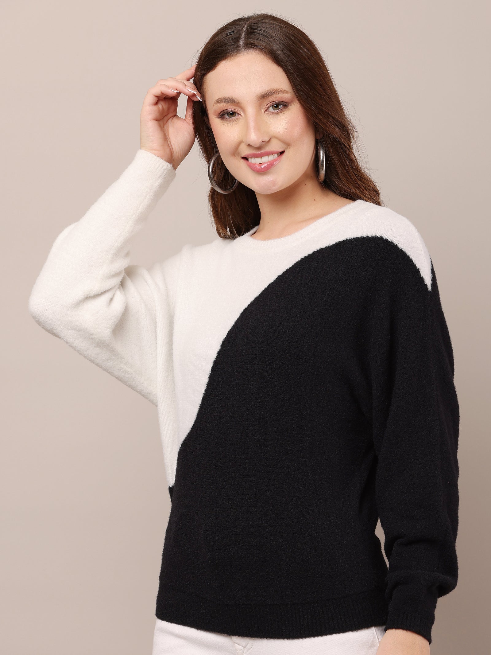 Women Nylon Colour blocked Sweater