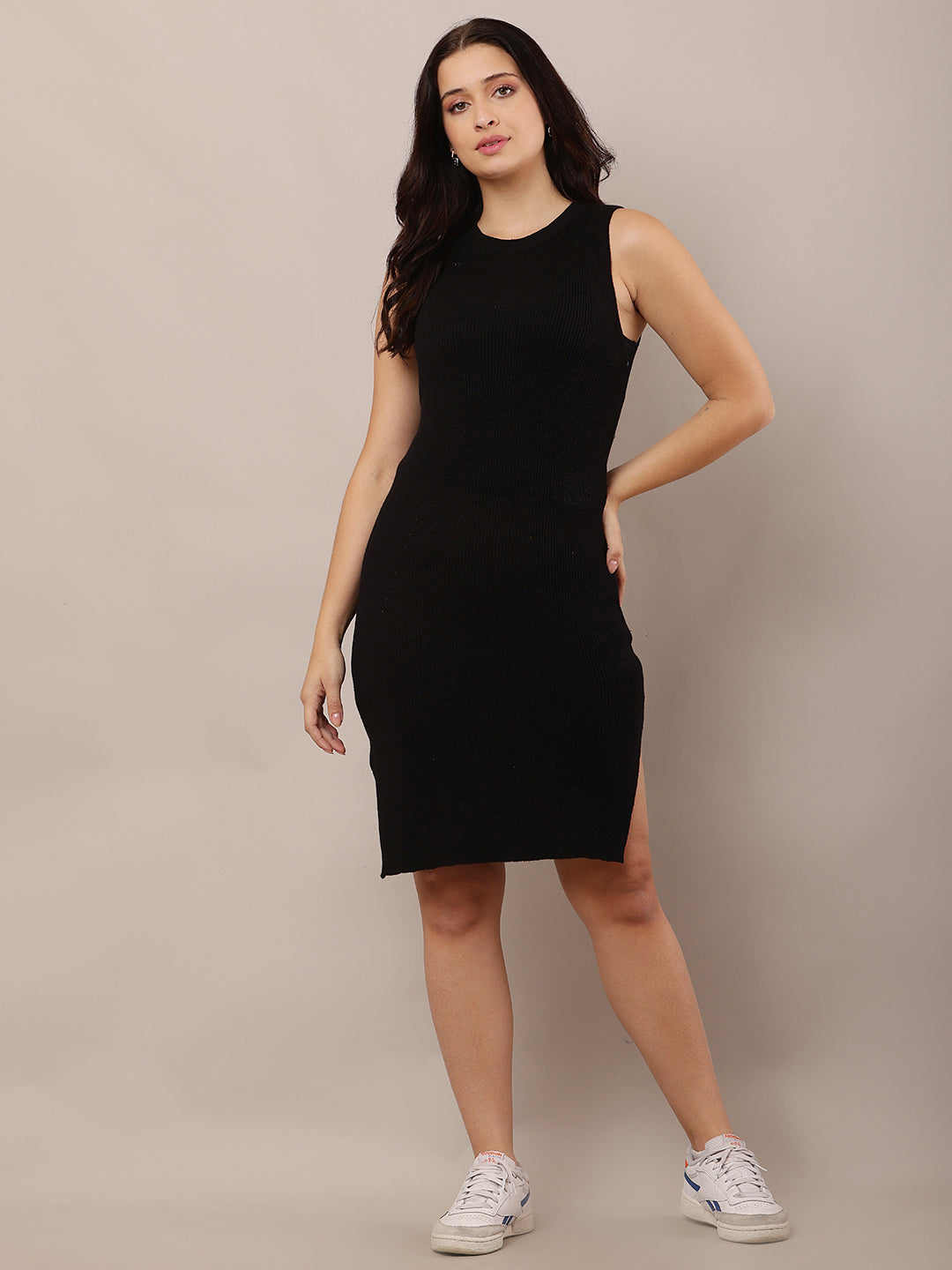 Women Black Ribbed Shift Dress