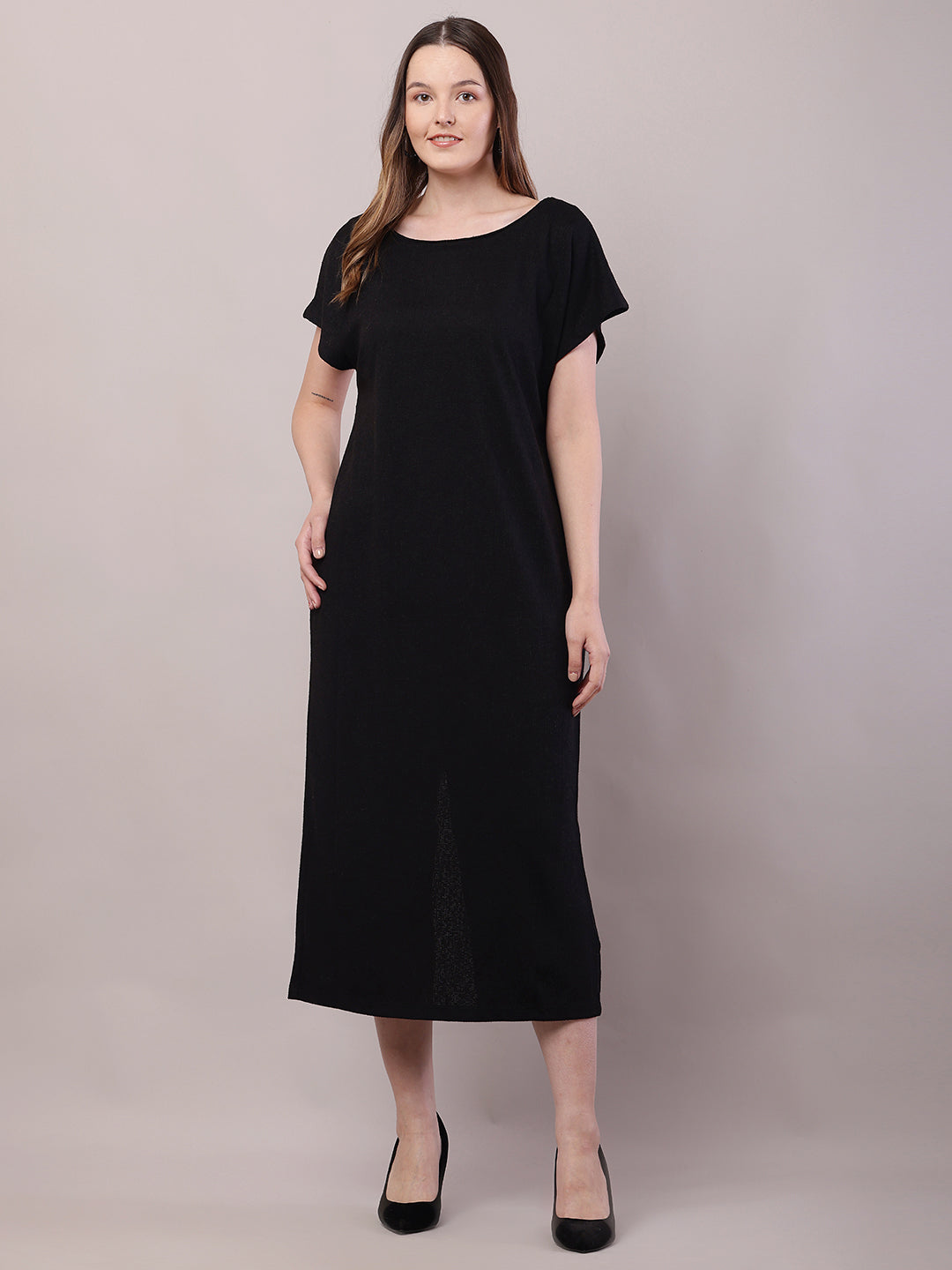 Women Black Polyester Round Neck Half Sleeve Maxi Dress