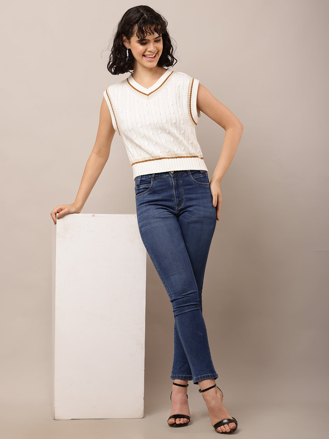 Women White Cable Knit Sleeveless Vest