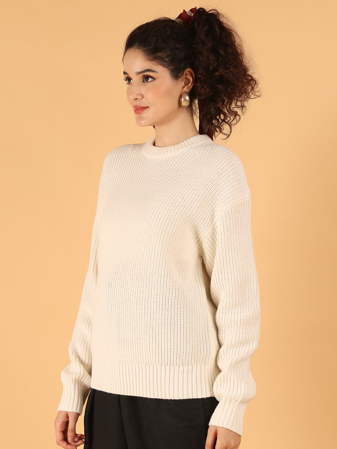 Women Off-White Ribbed Baggy Knit Sweater
