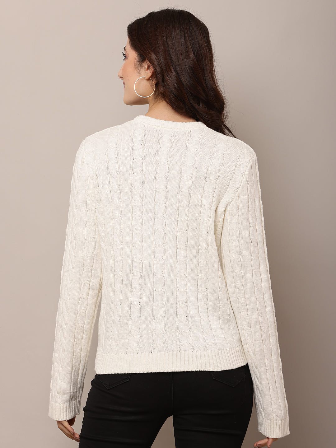 Women White Round Neck Full Sleeve Sweater