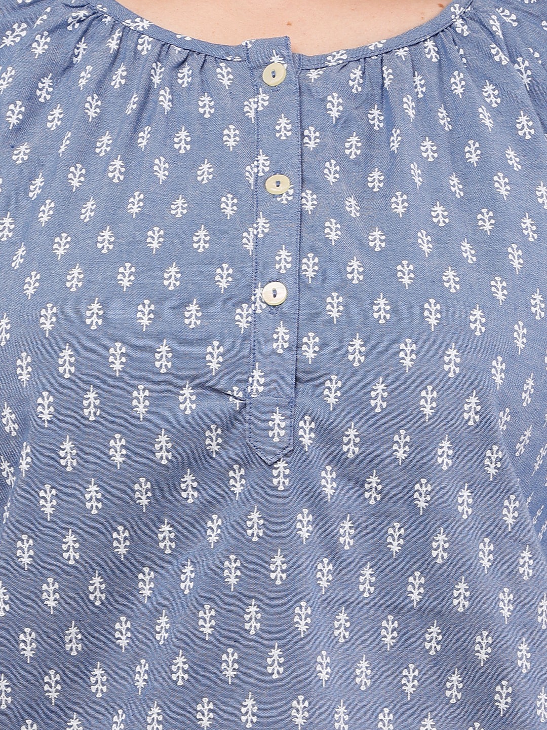Women Blue Printed Top with 3/4th Sleeves