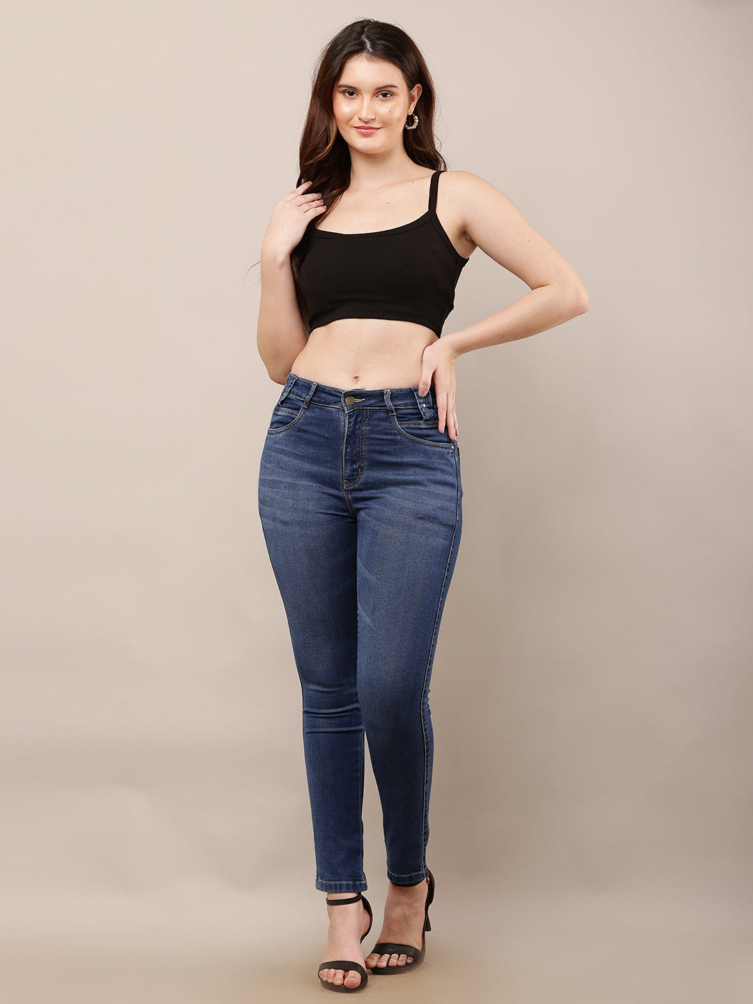Women Black Sleeveless Square Neck Crop Top