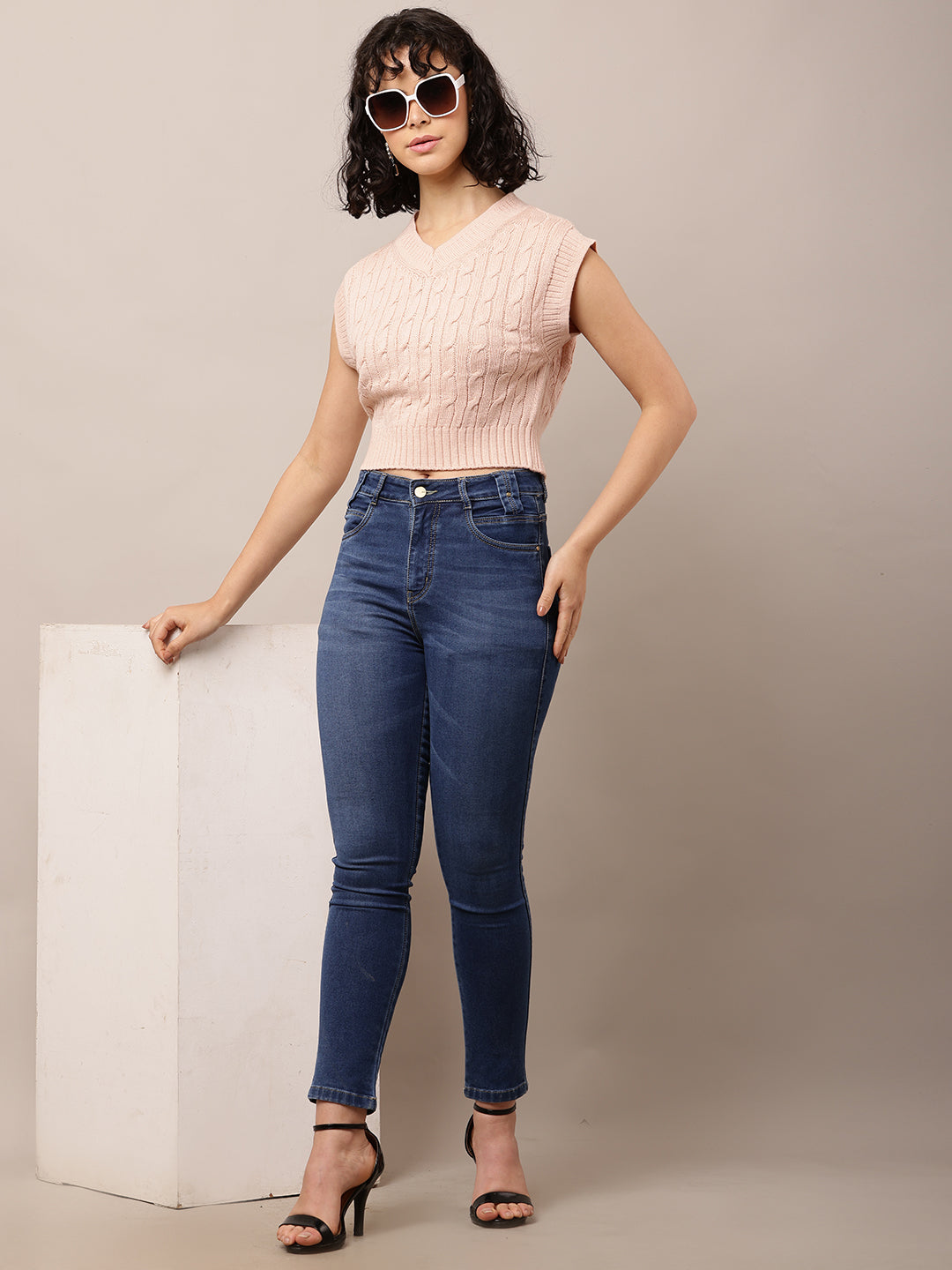 Women Pink Cable Knit V-Neck Sleeveless Vest