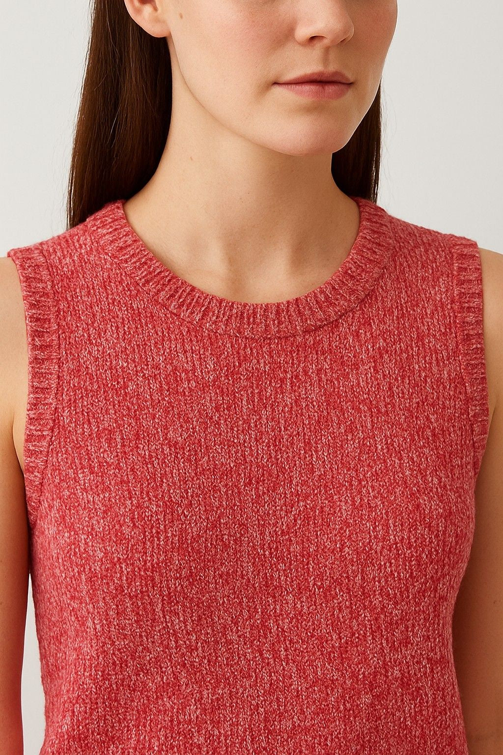 Women Acrylic Stretchable Red Sleeveless Sweater