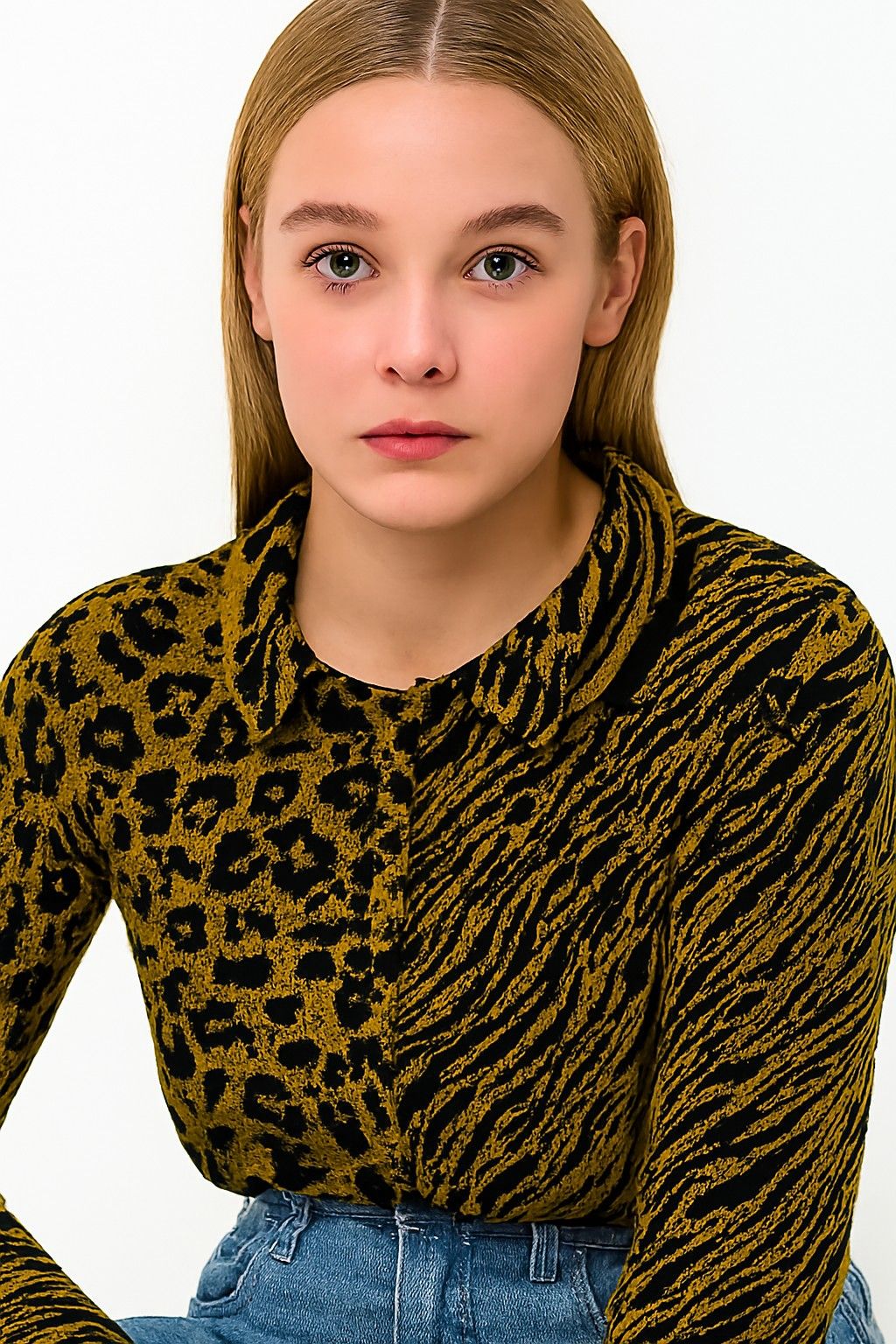 Women Acrylic Full Sleeve with Brown Animal Print Cardigan