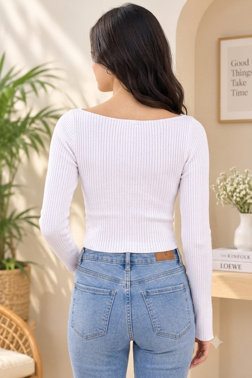 Women White Stretchable Knit Top