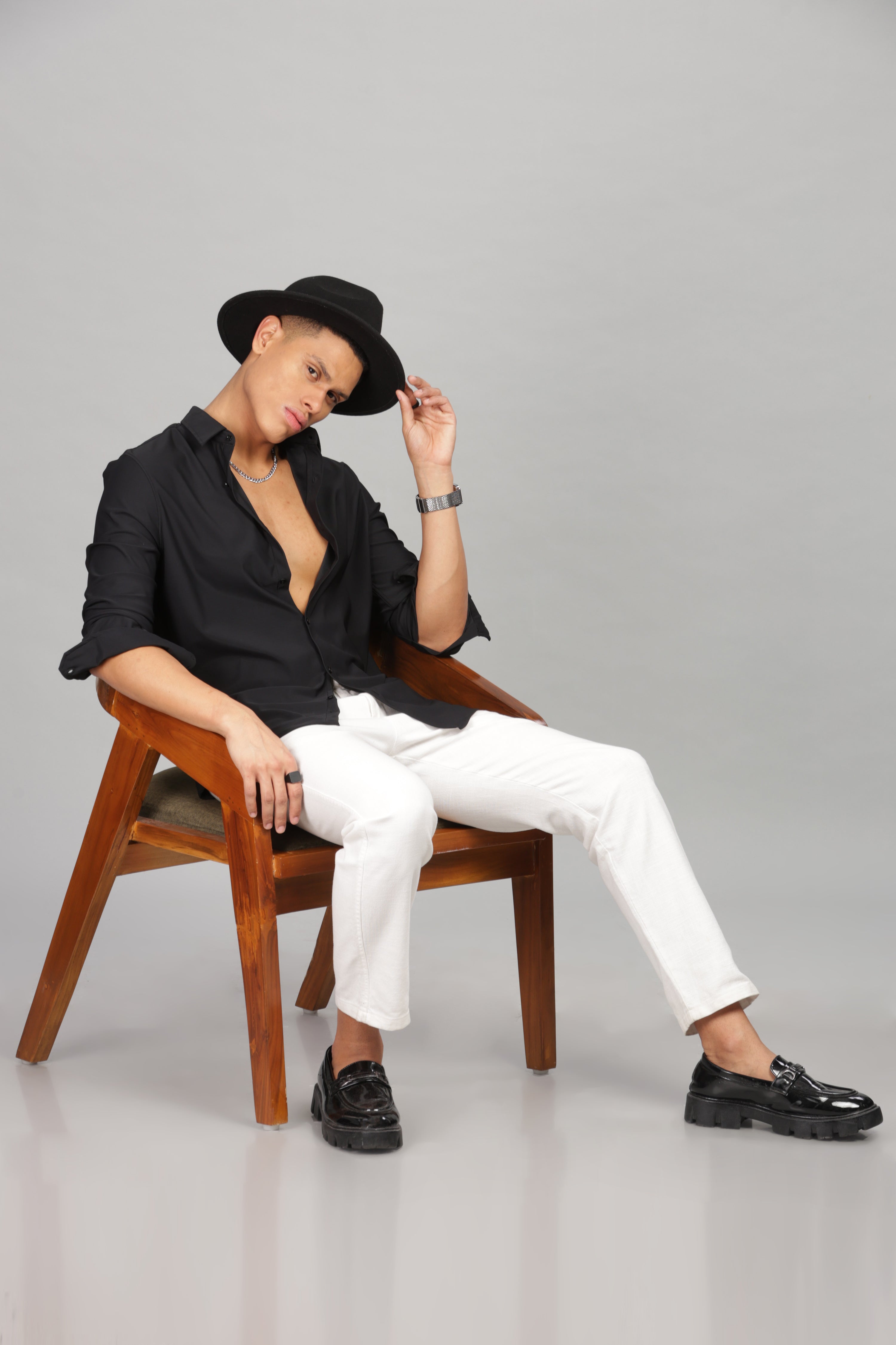 Men Black Slim Fit Shirt