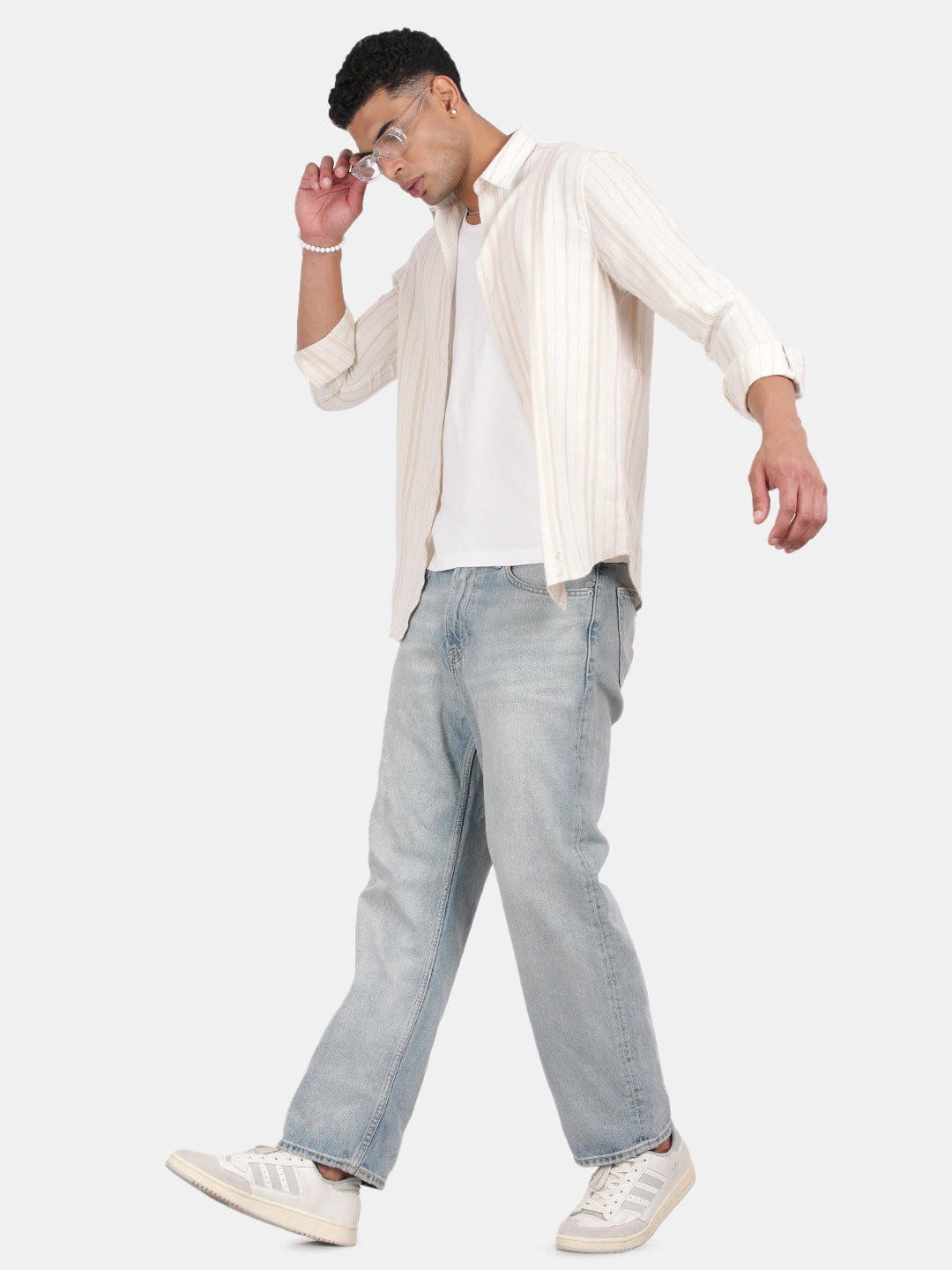 Men Cream Slim Fit Spread Collar Full Sleeve Casual Shirt
