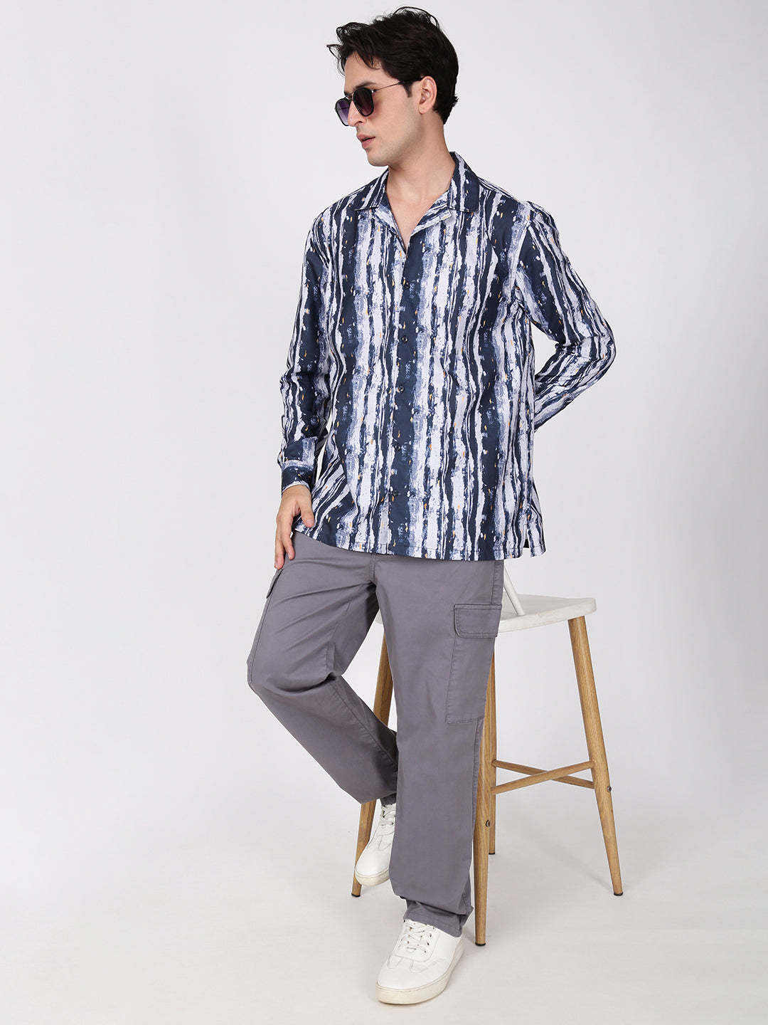 Men Navy Resort Collar Relax Fit Printed Shirt