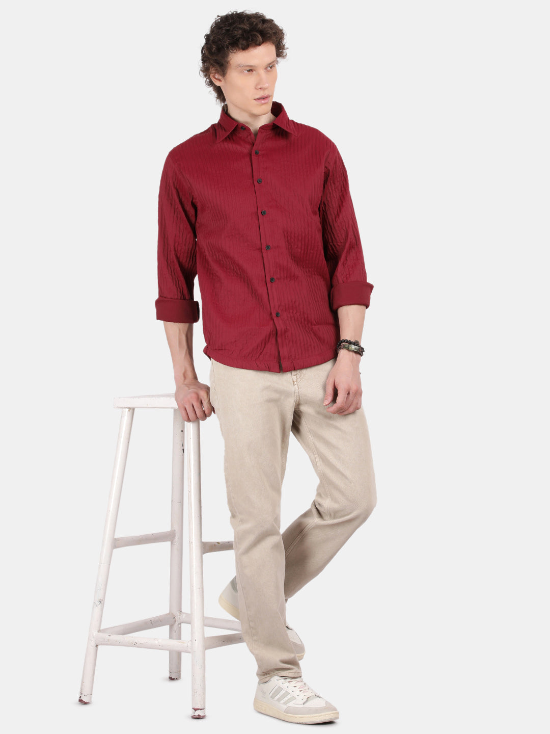 Men Maroon Slim Fit Spread Collar Full Sleeve Casual Shirt