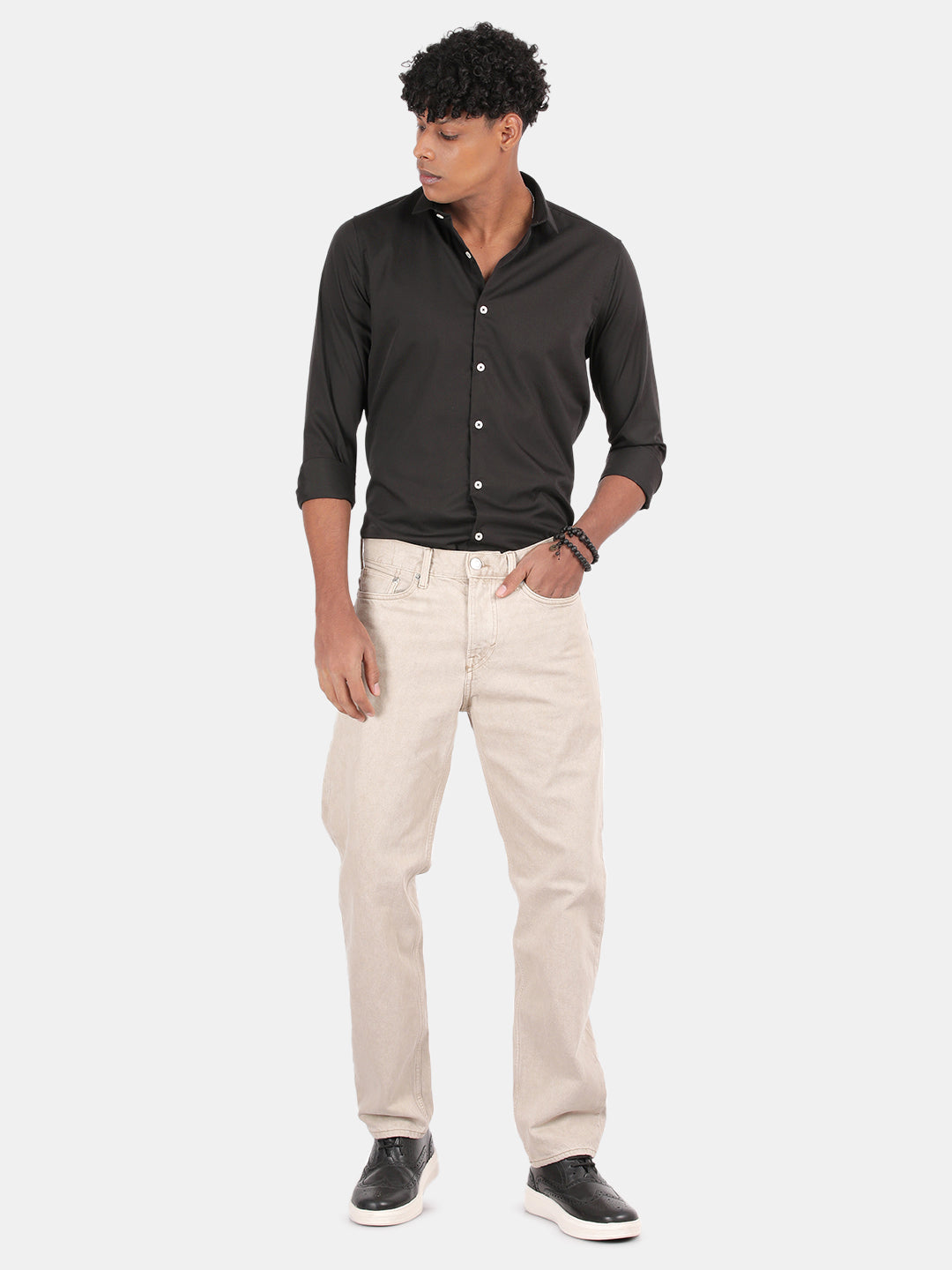 Men Black Slim Fit Spread Collar Full Sleeve Casual Shirt