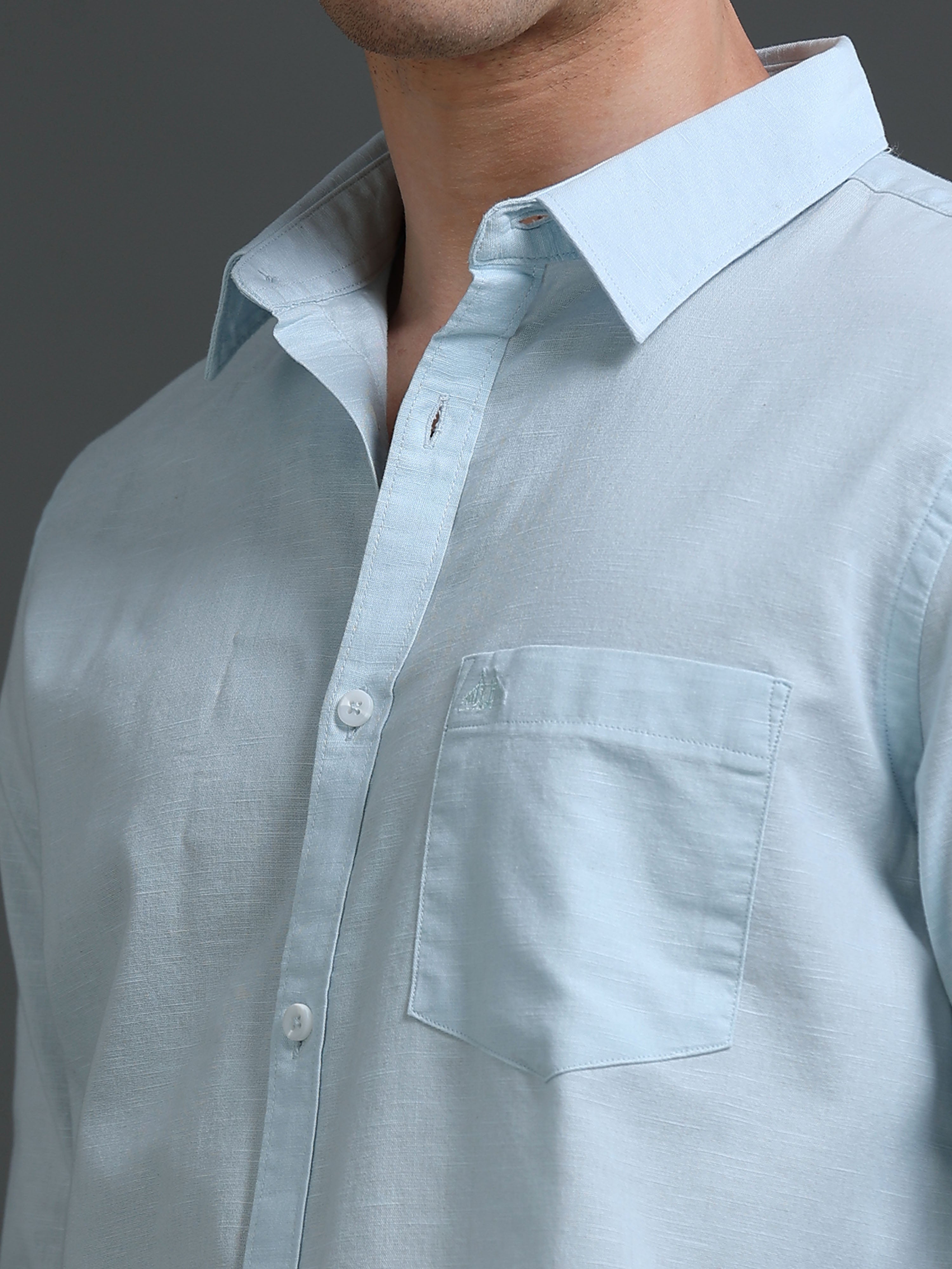 Men Blue Slub Solid Shirt