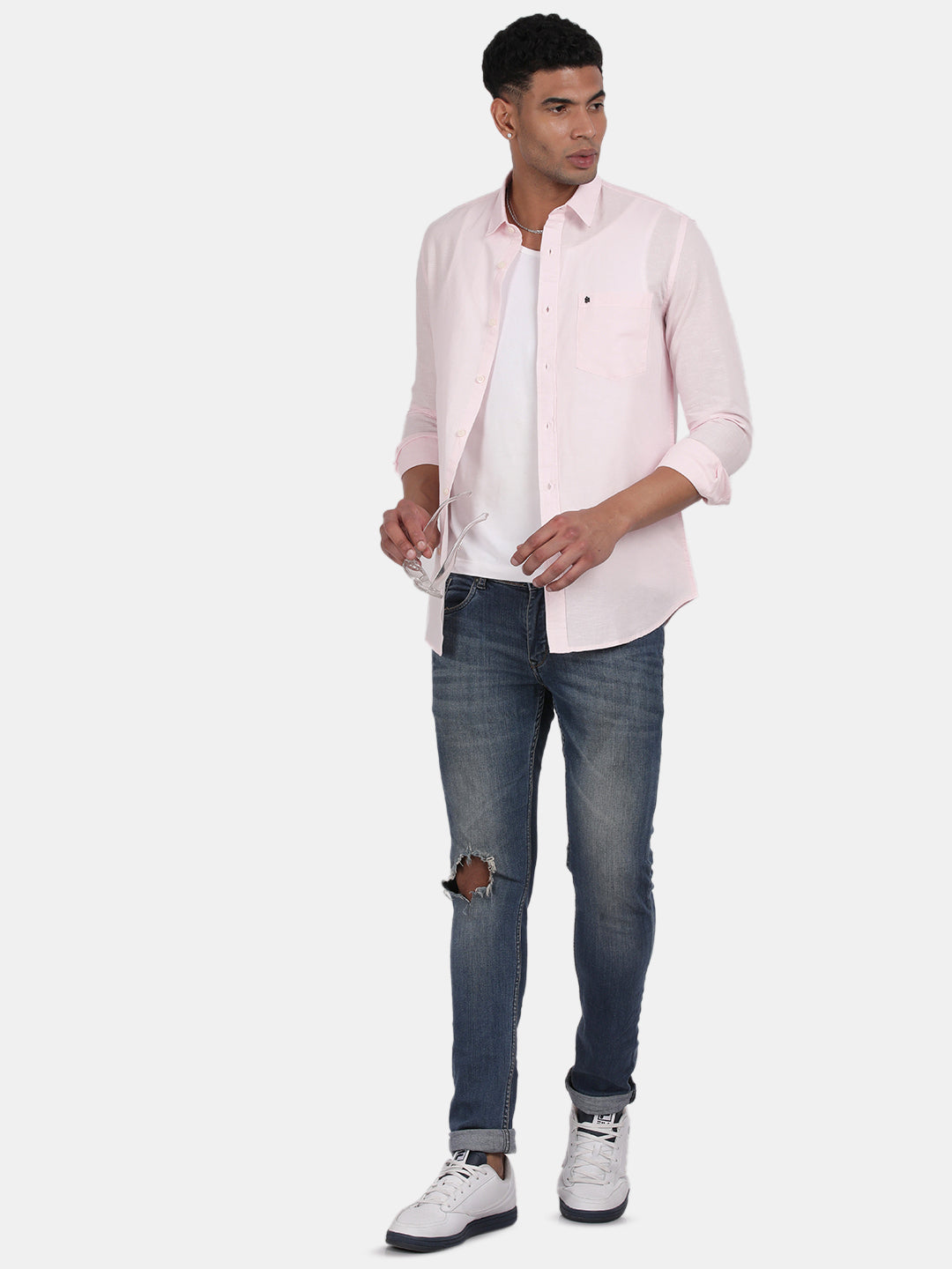 Men Light Pink Slim Fit Spread Collar Full Sleeve Casual Shirt