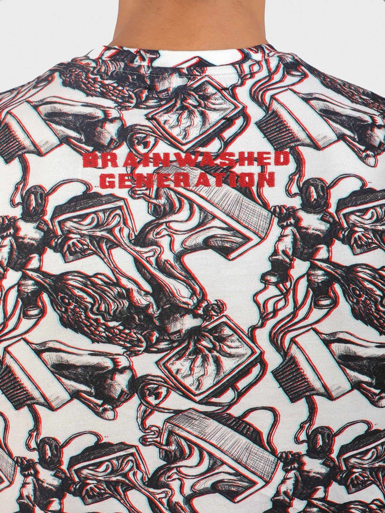Men Embroidered Printed Tee